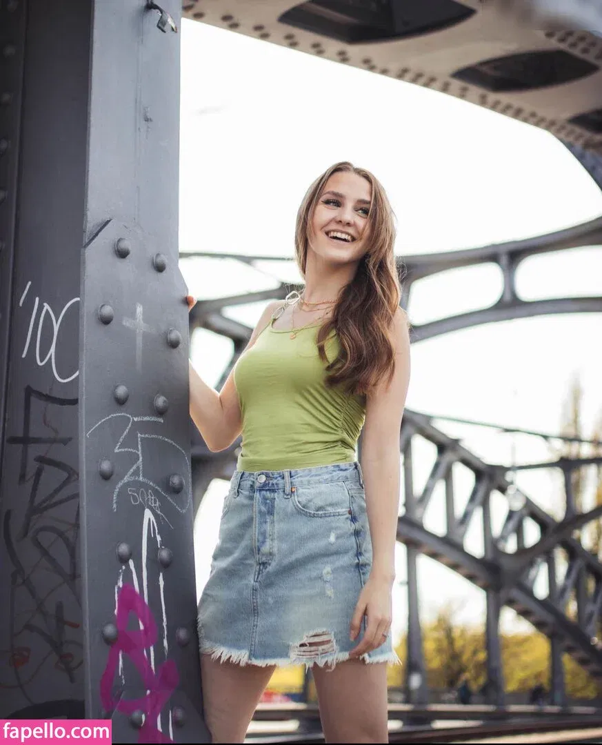 Crazy Chantii Onlyfans Photo Gallery 