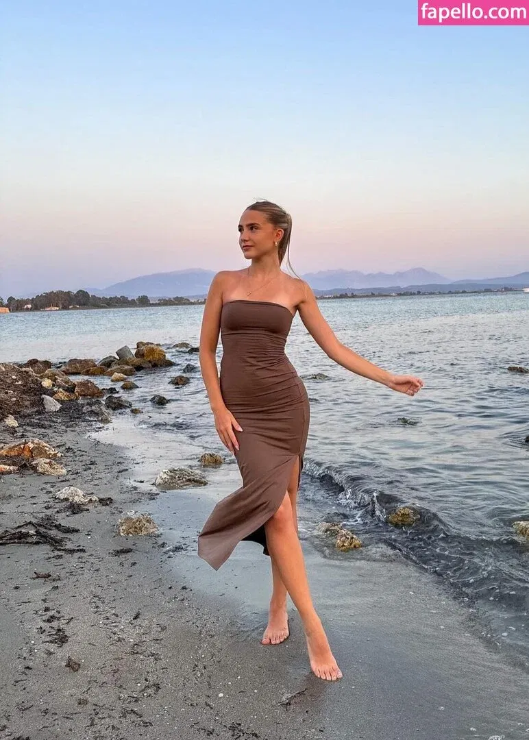 Crazy Chantii Onlyfans Photo Gallery 