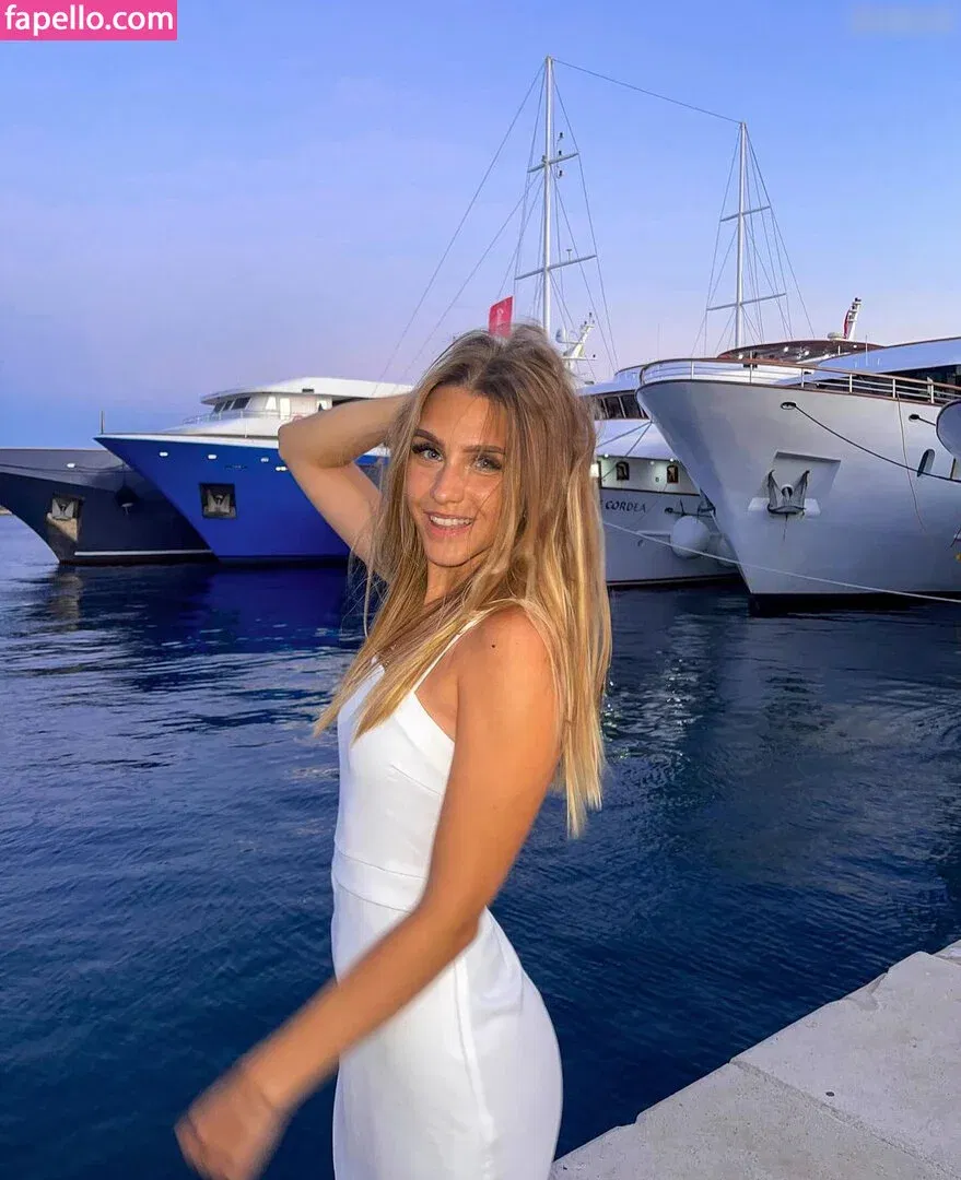 Crazy Chantii Onlyfans Photo Gallery 