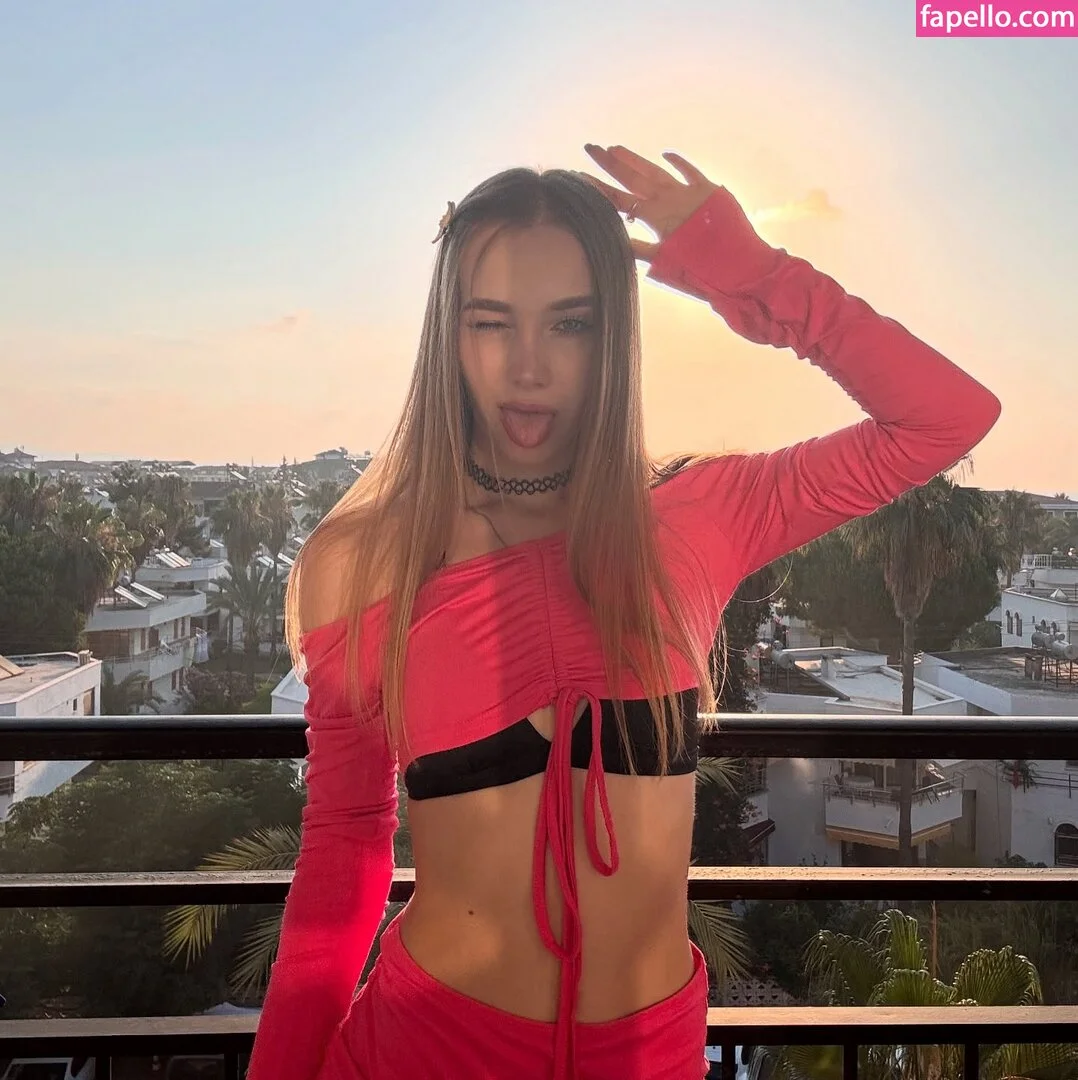 not_so_good_wife Onlyfans Photo Gallery 