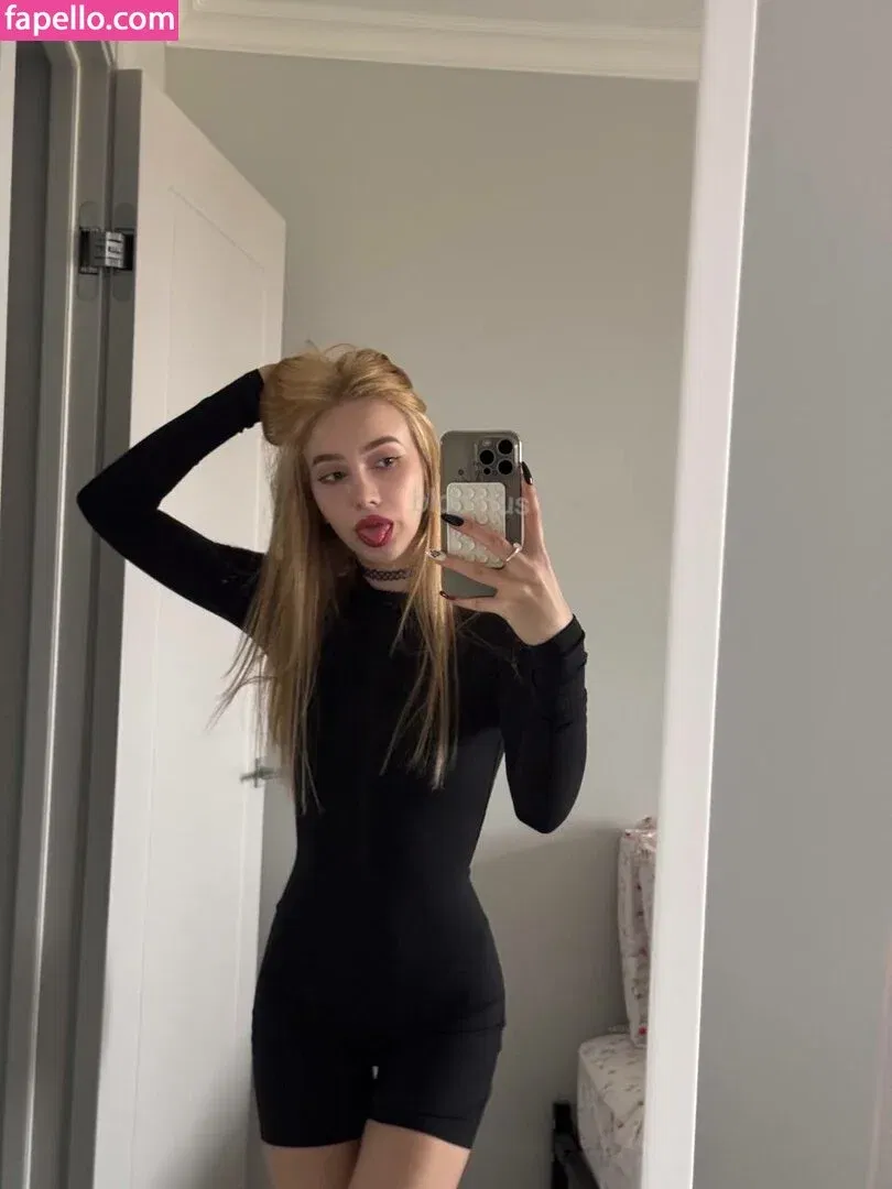 not_so_good_wife Onlyfans Photo Gallery 