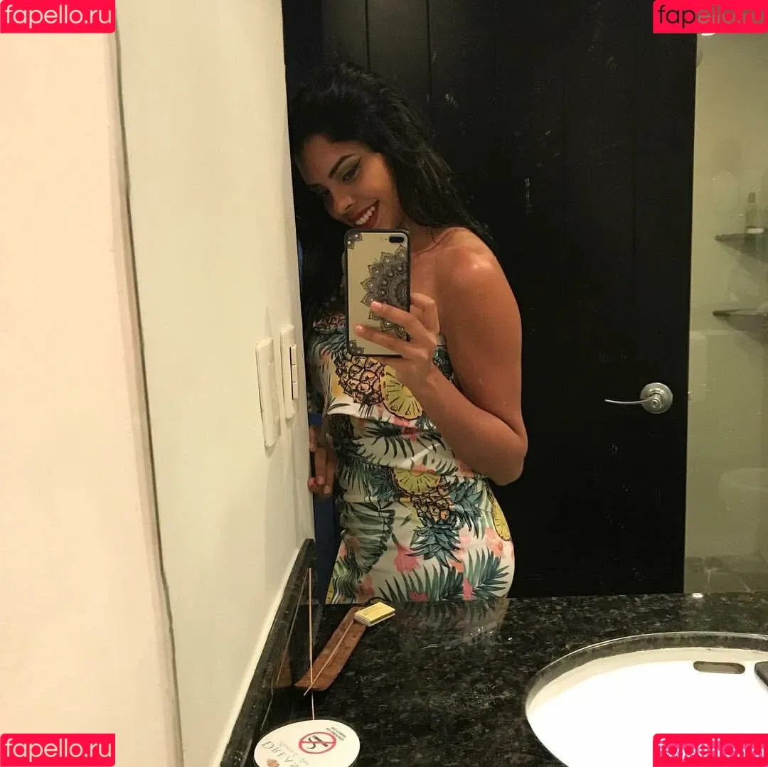 Karen Garcia Onlyfans Photo Gallery 