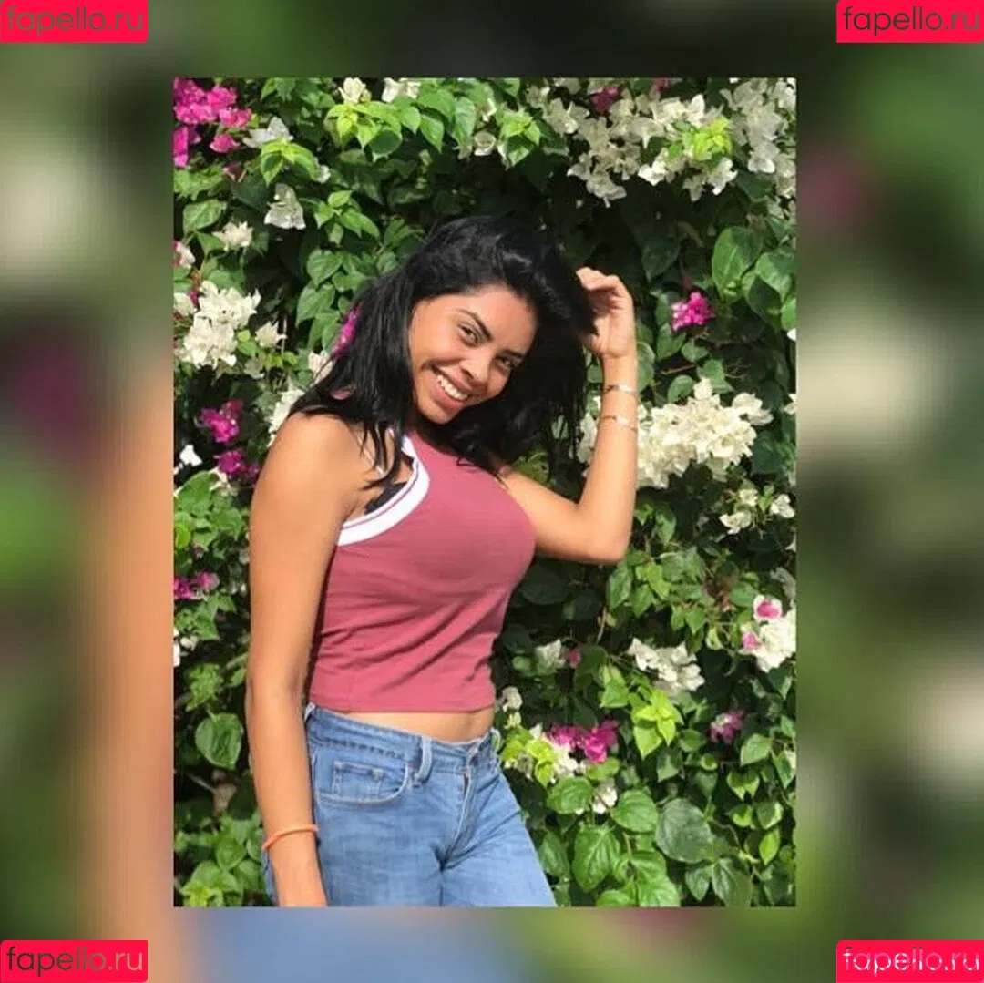 Karen Garcia Onlyfans Photo Gallery 