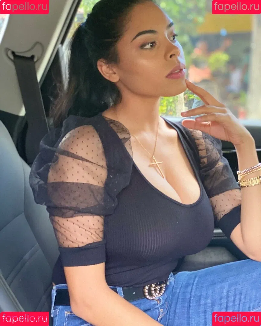 Karen Garcia Onlyfans Photo Gallery 