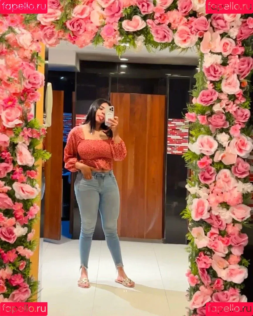 Karen Garcia Onlyfans Photo Gallery 