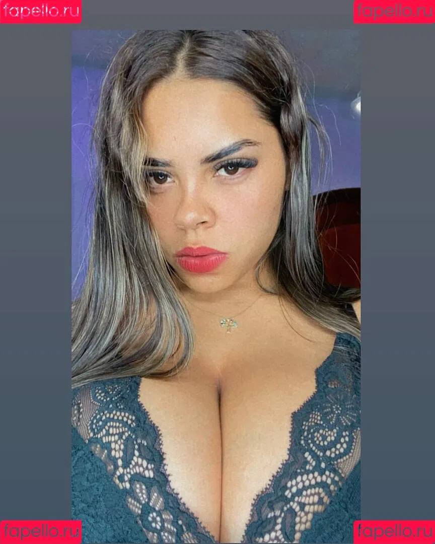 Karen Garcia Onlyfans Photo Gallery 