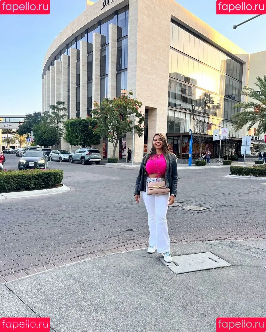 Karen Garcia Onlyfans Photo Gallery 