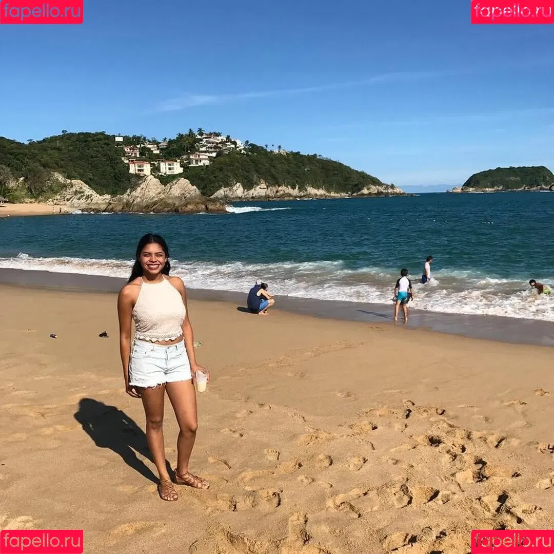 Karen Garcia Onlyfans Photo Gallery 