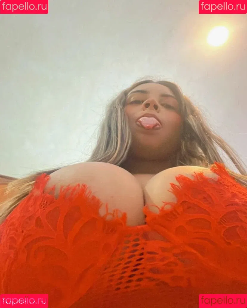 Karen Garcia Onlyfans Photo Gallery 