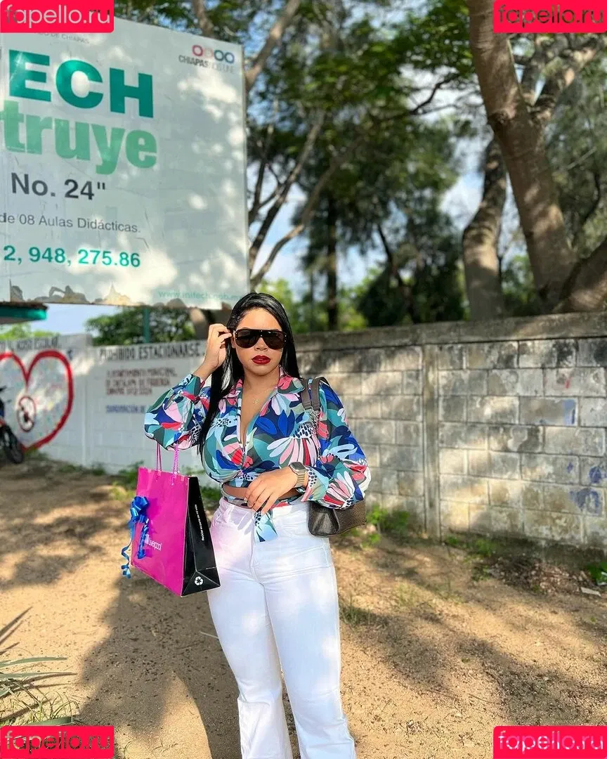 Karen Garcia Onlyfans Photo Gallery 