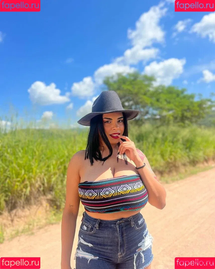 Karen Garcia Onlyfans Photo Gallery 