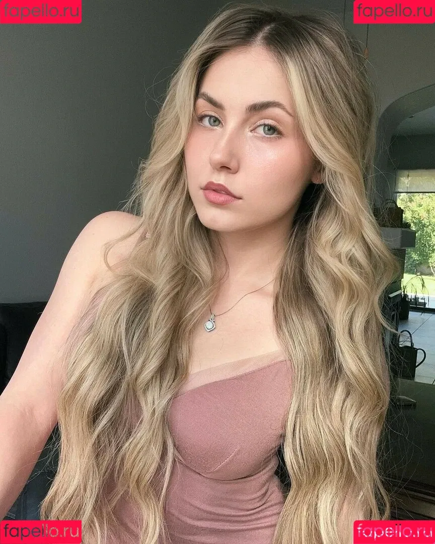 Nicki Taylor Onlyfans Photo Gallery 