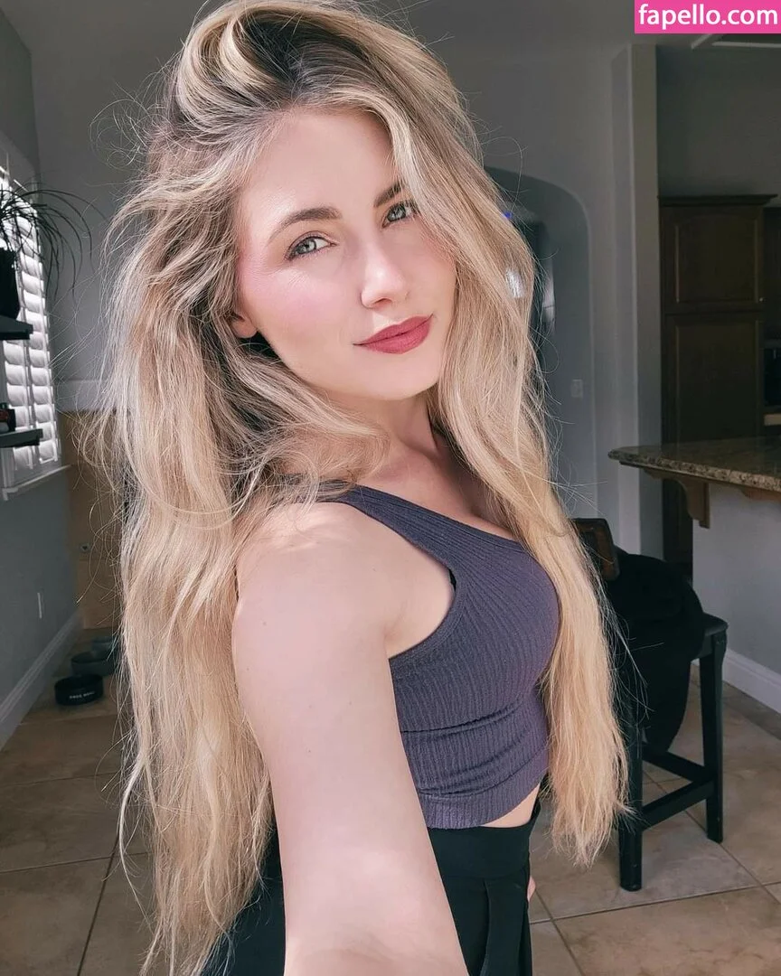 Nicki Taylor Onlyfans Photo Gallery 