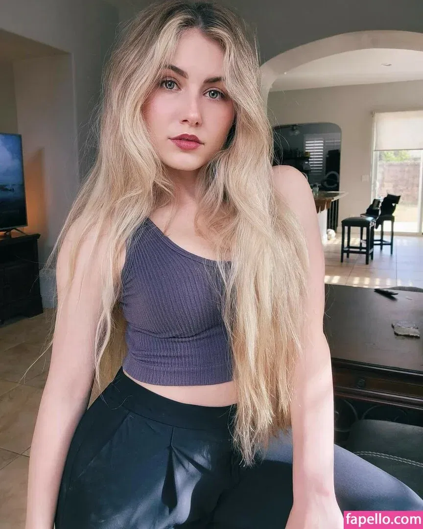 Nicki Taylor Onlyfans Photo Gallery 