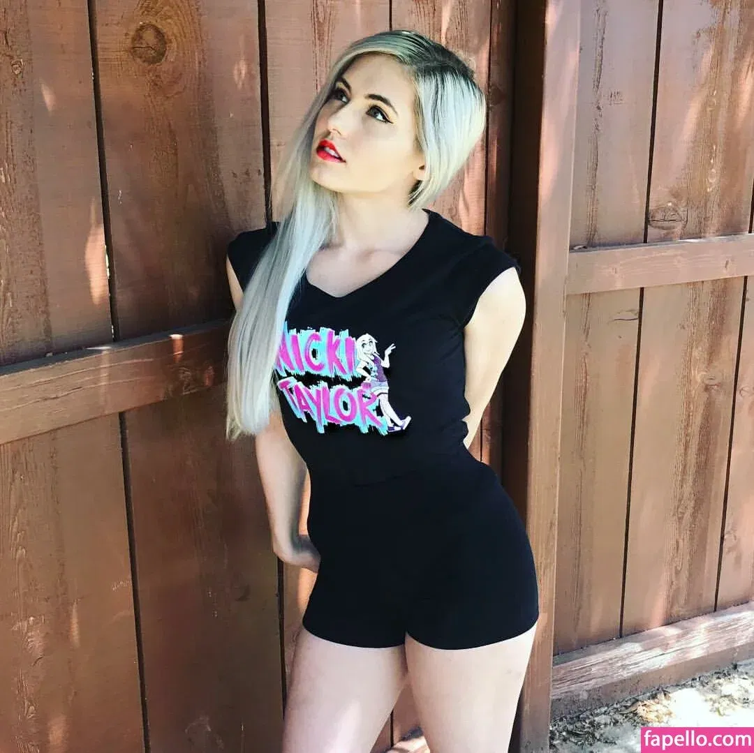 Nicki Taylor Onlyfans Photo Gallery 