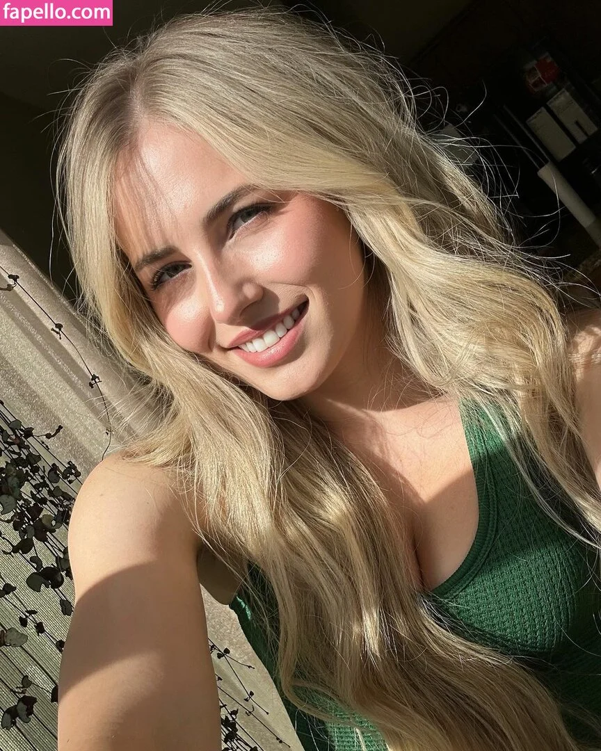 Nicki Taylor Onlyfans Photo Gallery 