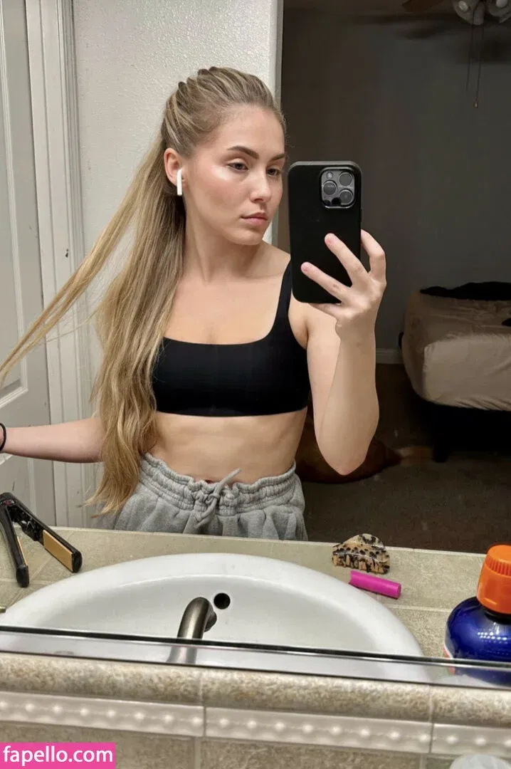 Nicki Taylor Onlyfans Photo Gallery 