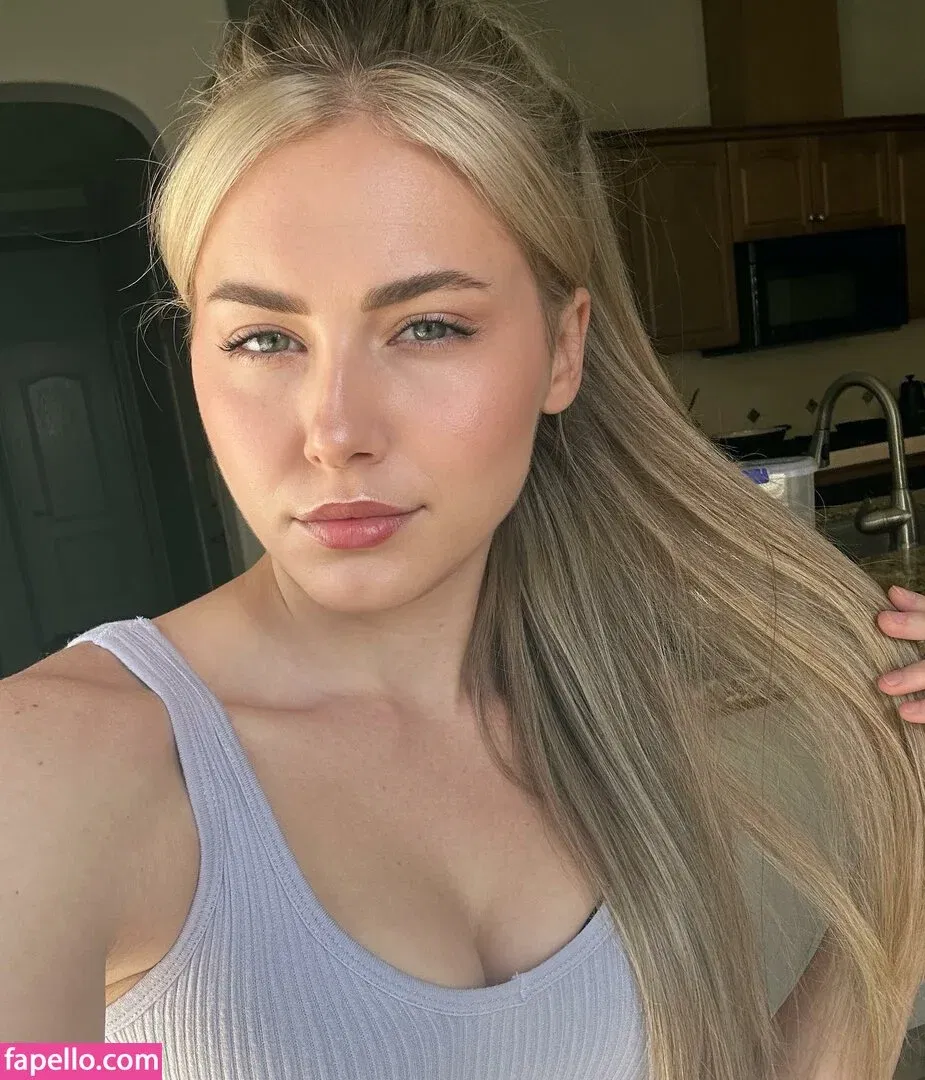 Nicki Taylor Onlyfans Photo Gallery 