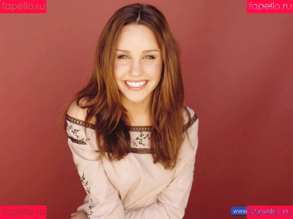 Amanda Laura Bynes Onlyfans Photo Gallery 