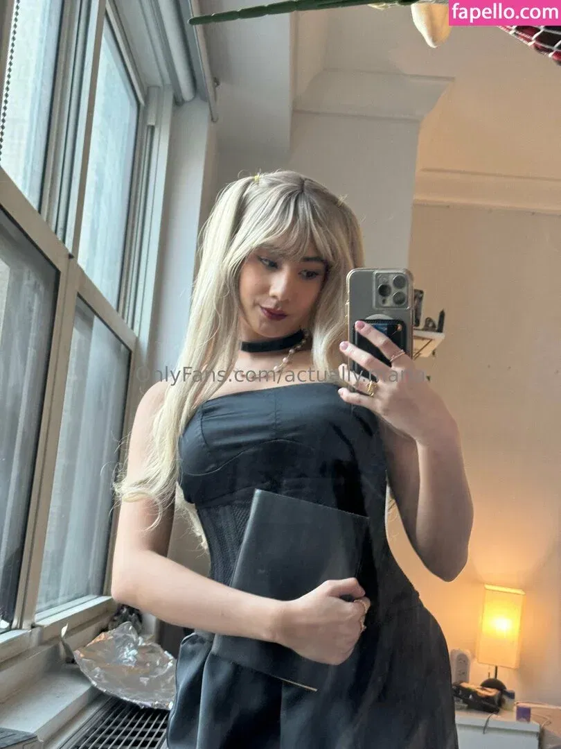 actually.maria Onlyfans Photo Gallery 