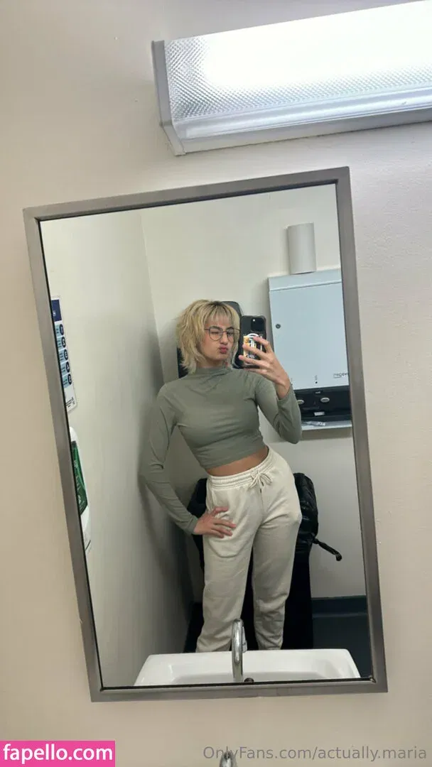 actually.maria Onlyfans Photo Gallery 