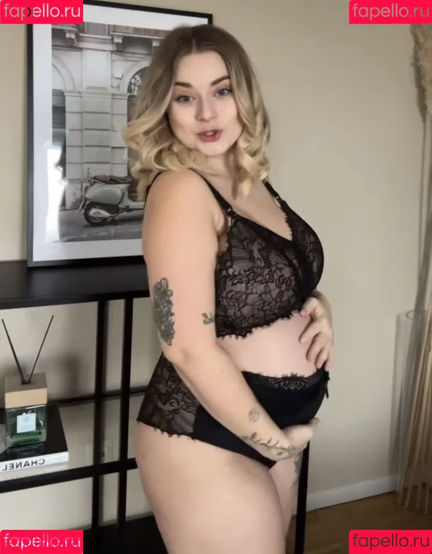 Saskia Rüdiger Onlyfans Photo Gallery 