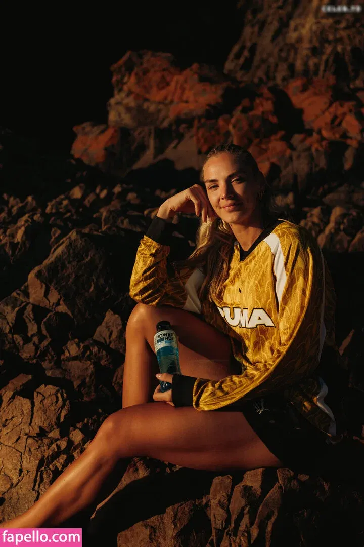 Ivona Dadic Onlyfans Photo Gallery 