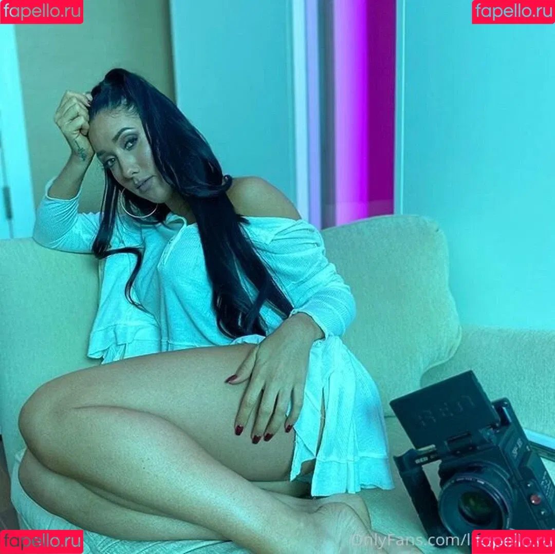 leahshines Onlyfans Photo Gallery 