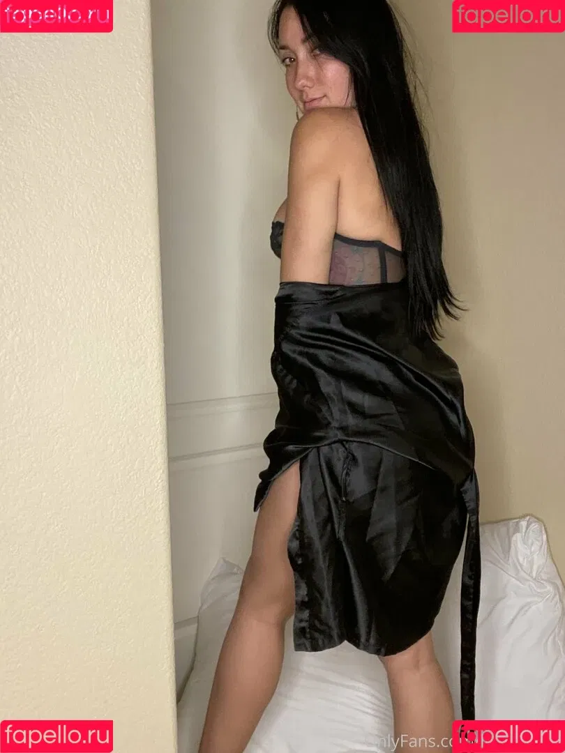 leahshines Onlyfans Photo Gallery 