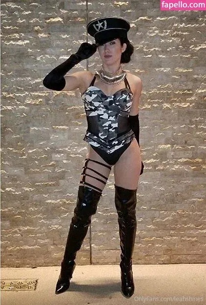 leahshines Onlyfans Photo Gallery 