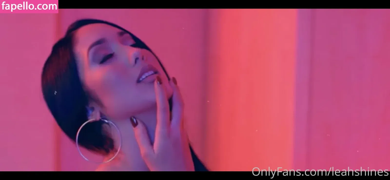 leahshines Onlyfans Photo Gallery 