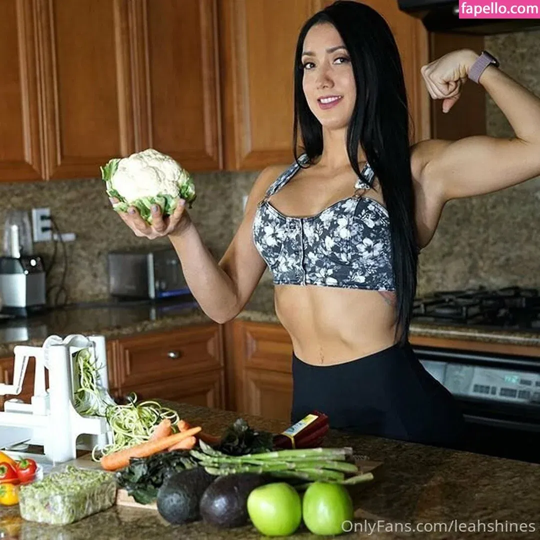 leahshines Onlyfans Photo Gallery 