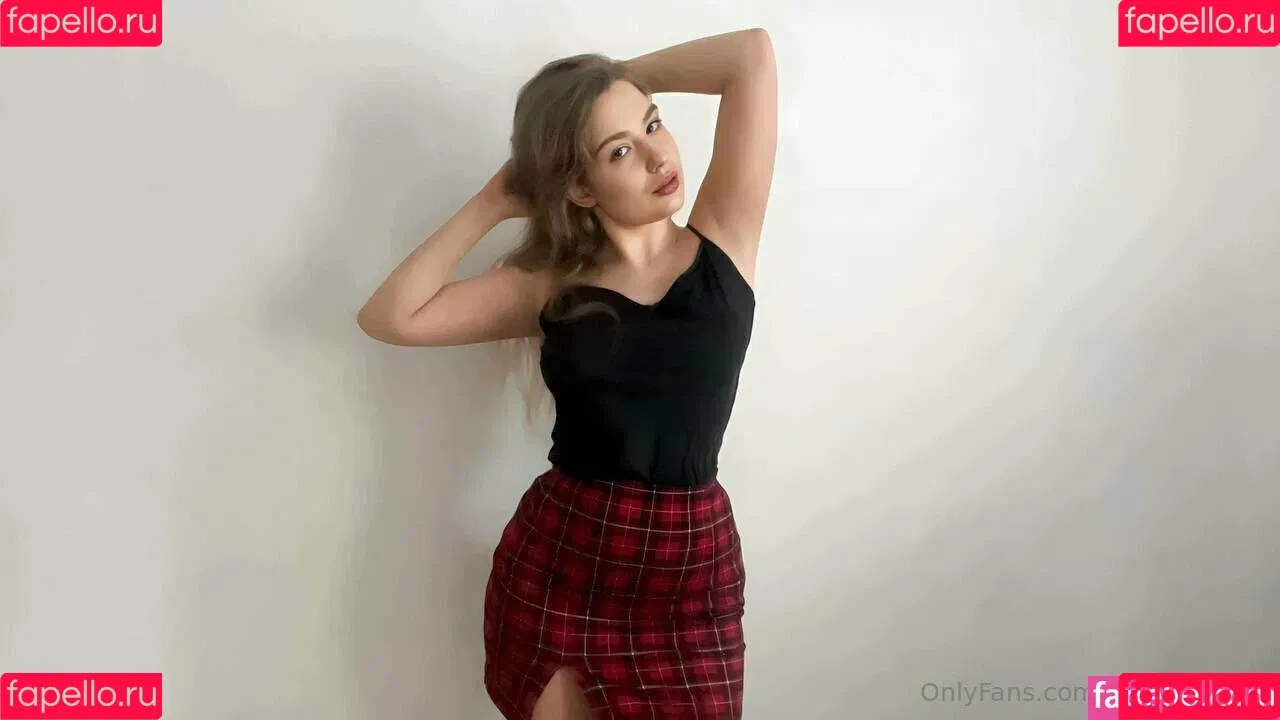 annacherry1 Onlyfans Photo Gallery 