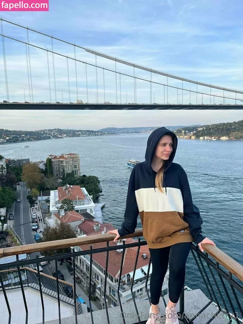 annacherry1 Onlyfans Photo Gallery 