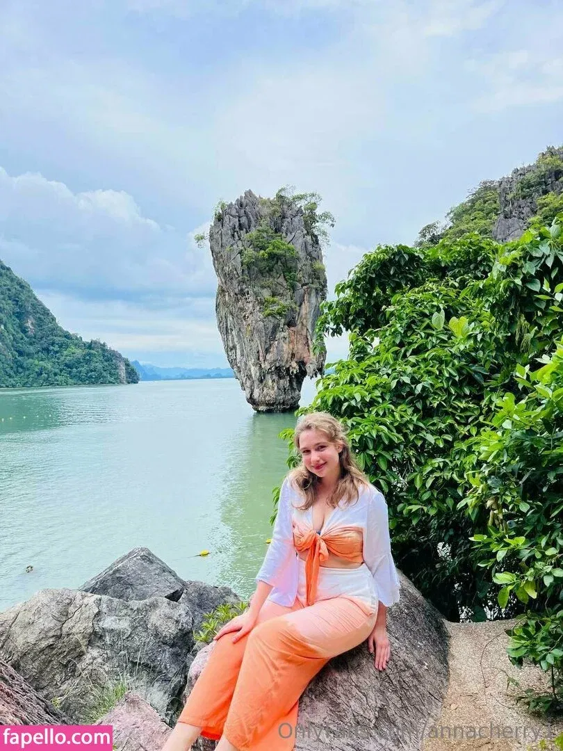 annacherry1 Onlyfans Photo Gallery 