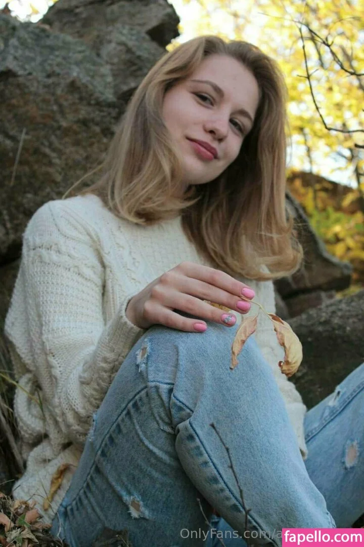 annacherry1 Onlyfans Photo Gallery 