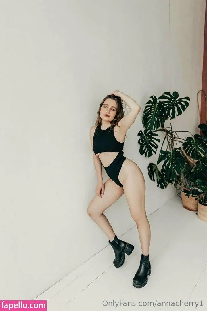 annacherry1 Onlyfans Photo Gallery 