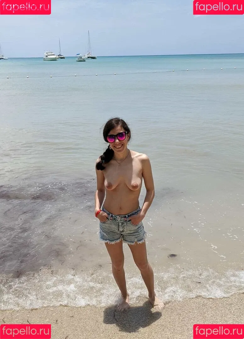 Alice Fox Onlyfans Photo Gallery 