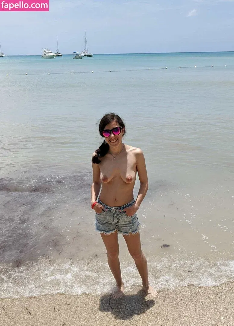 Alice Fox Onlyfans Photo Gallery 