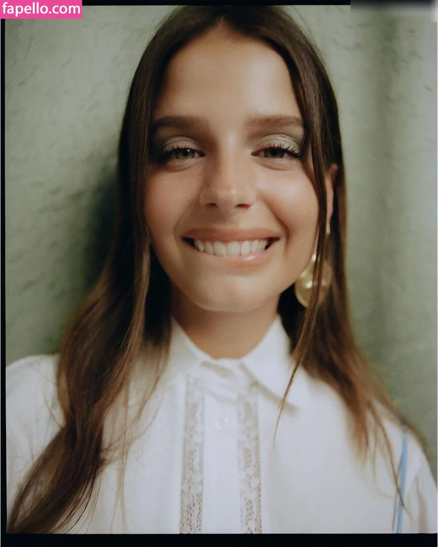 Stephanie Mandich Onlyfans Photo Gallery 