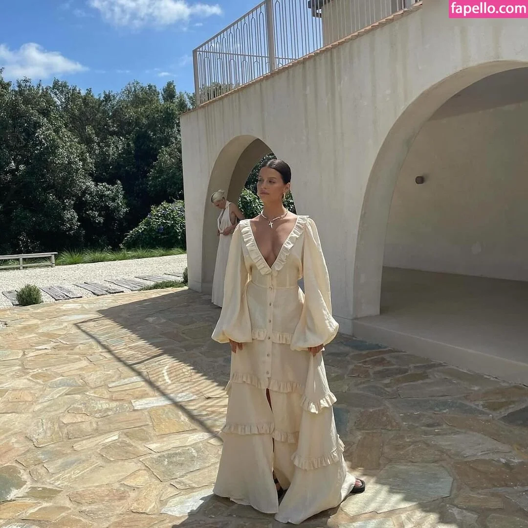 Stephanie Mandich Onlyfans Photo Gallery 