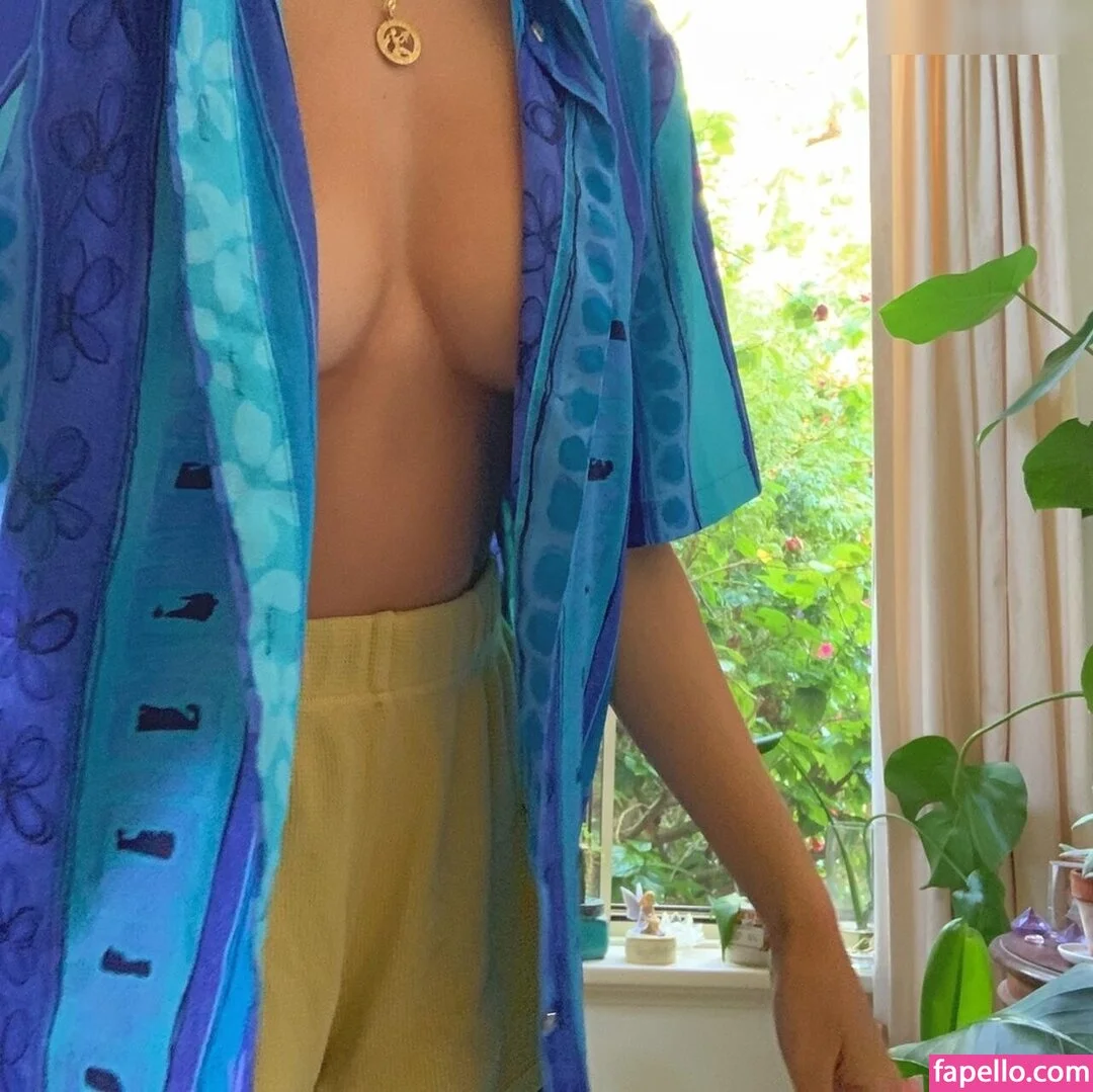 Stephanie Mandich Onlyfans Photo Gallery 