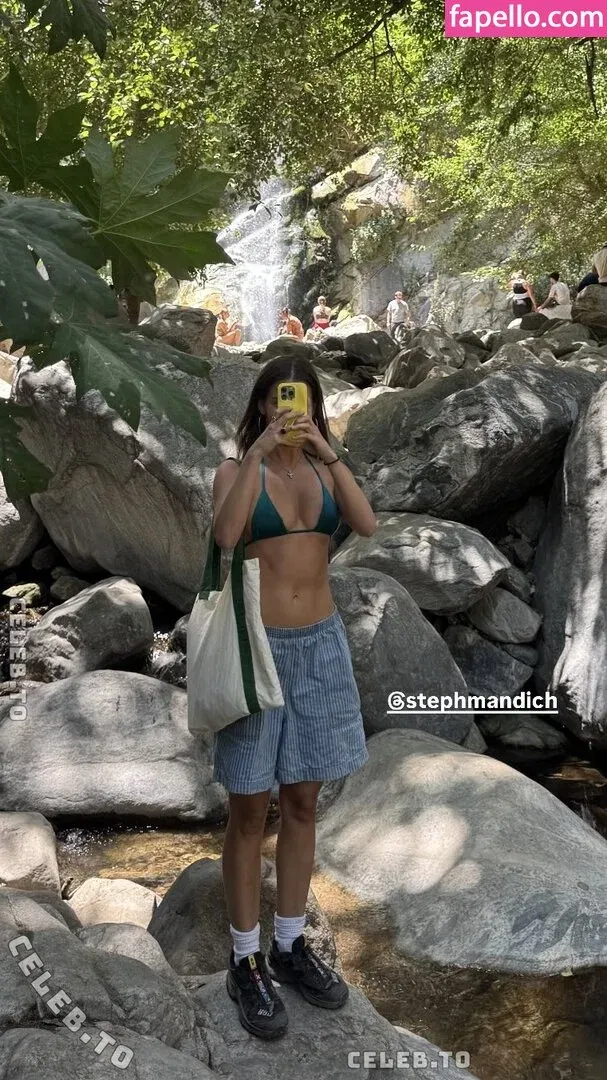 Stephanie Mandich Onlyfans Photo Gallery 