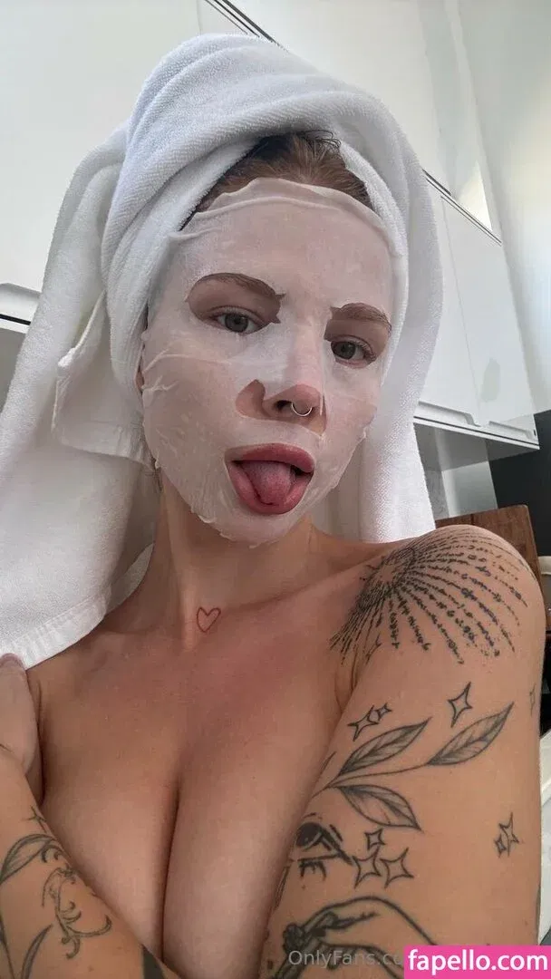 Nicole Fairy Onlyfans Photo Gallery 