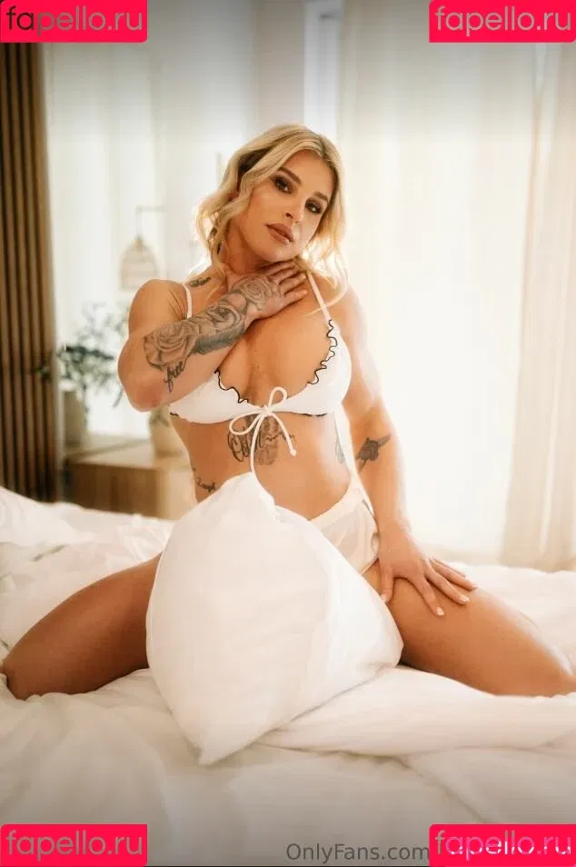 Hannah Goldy Onlyfans Photo Gallery 