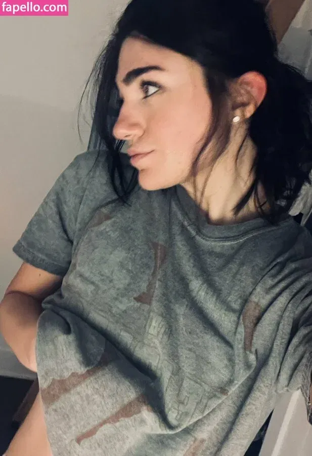 apinky98 Onlyfans Photo Gallery 