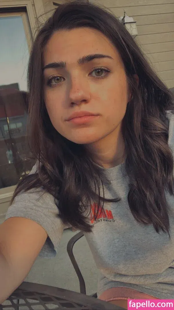 apinky98 Onlyfans Photo Gallery 