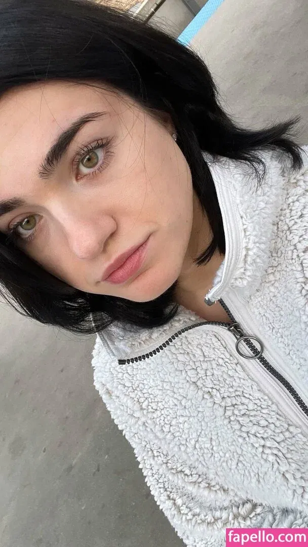 apinky98 Onlyfans Photo Gallery 