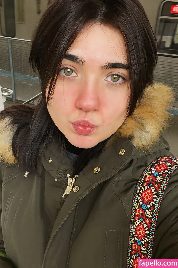 apinky98 Onlyfans Photo Gallery 