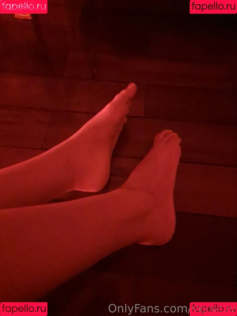 verseily Onlyfans Photo Gallery 